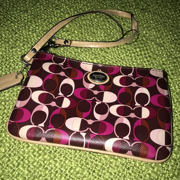 Coach Handbags - Coach Wristlet Wallet